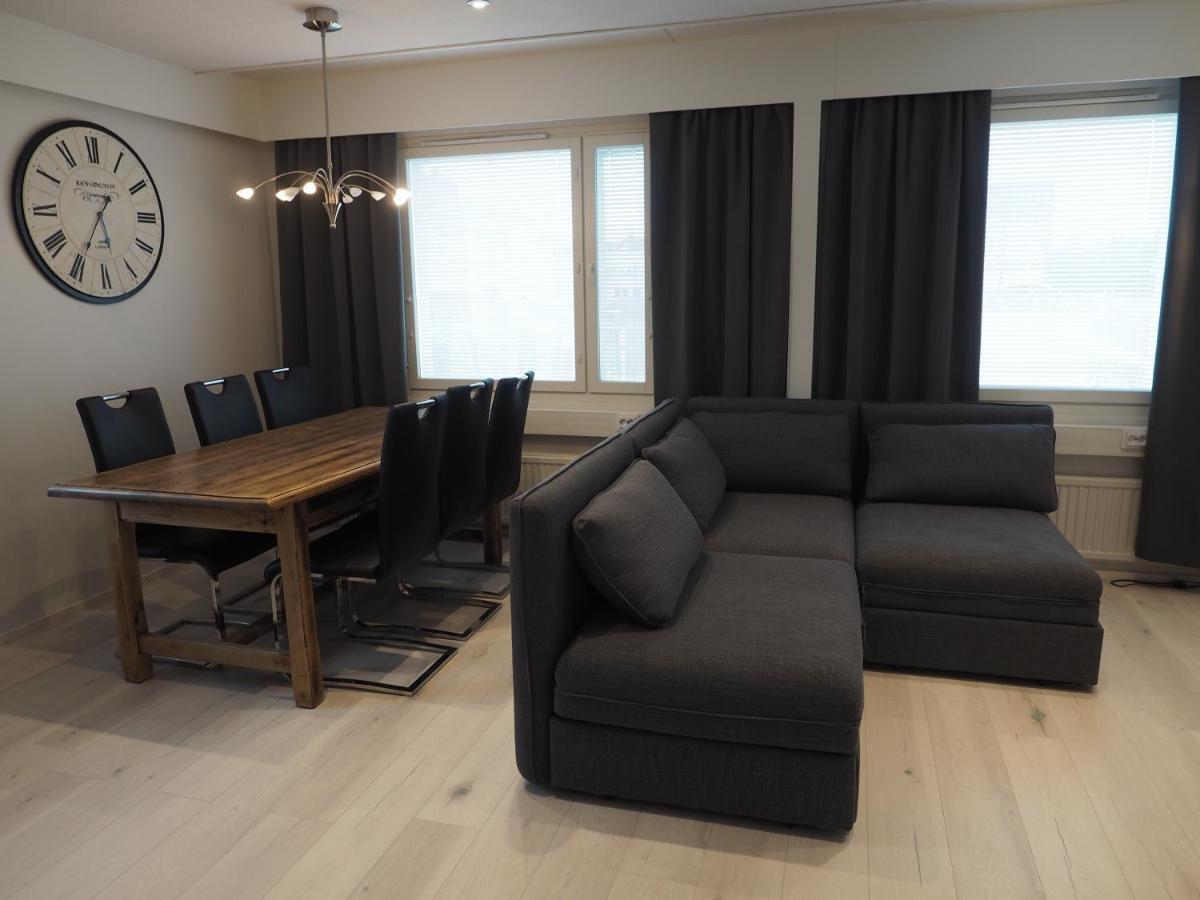 Station Apartment